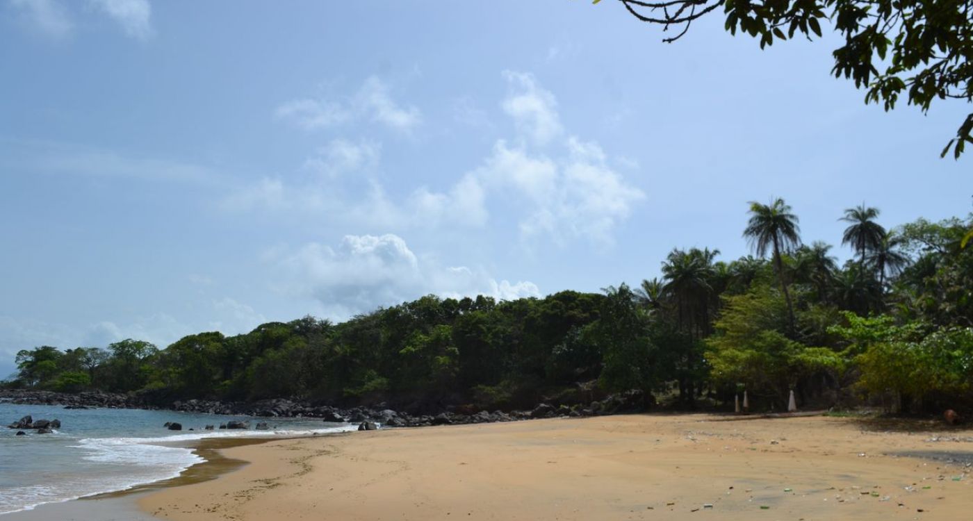 Banana Island, Big sand beach